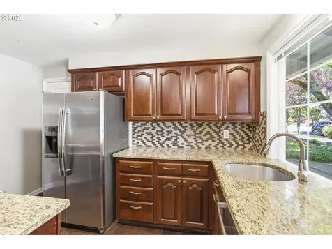 8416 SW Iroquois Drive Tualatin OR 97062