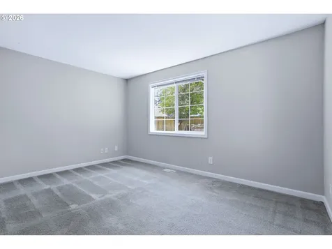 8416 SW Iroquois Drive Tualatin OR 97062