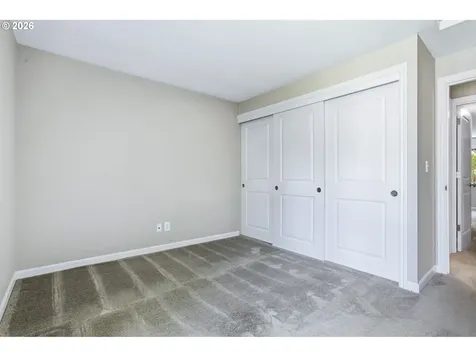 8416 SW Iroquois Drive Tualatin OR 97062
