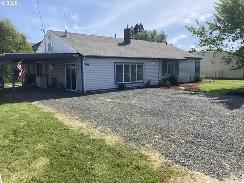 750 Lasalle Street Harrisburg OR 97446