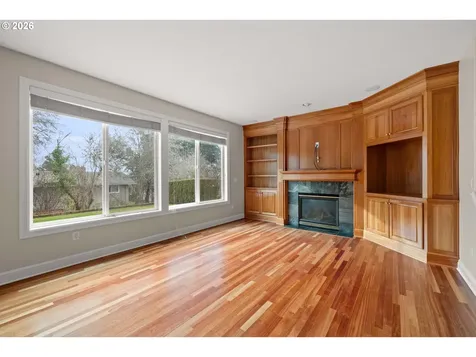 2037 NW Woodrose Drive Portland OR 97229