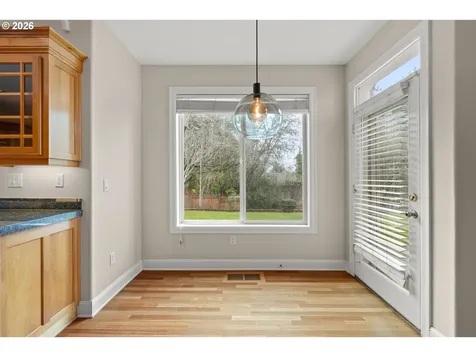 2037 NW Woodrose Drive Portland OR 97229