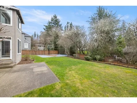 2037 NW Woodrose Drive Portland OR 97229