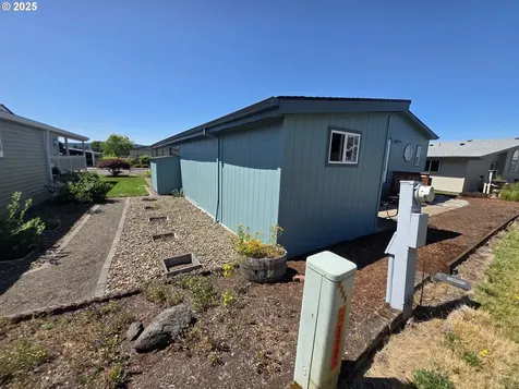 4401 Settlers Loop Forest Grove OR 97116
