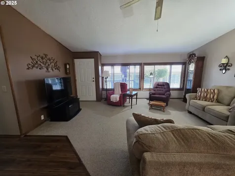 4401 Settlers Loop Forest Grove OR 97116