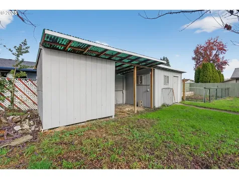 1100 S Ivy Street Cornelius OR 97113