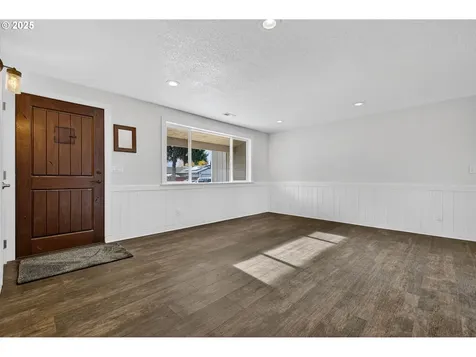 1100 S Ivy Street Cornelius OR 97113