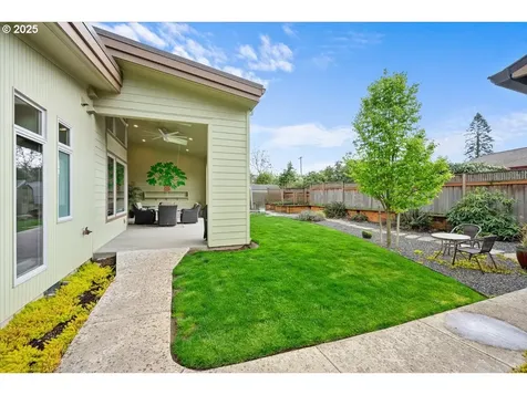 1017 NE 152nd Avenue Portland OR 97230