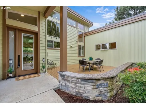 1017 NE 152nd Avenue Portland OR 97230