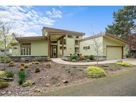 1017 NE 152nd Avenue Portland OR 97230