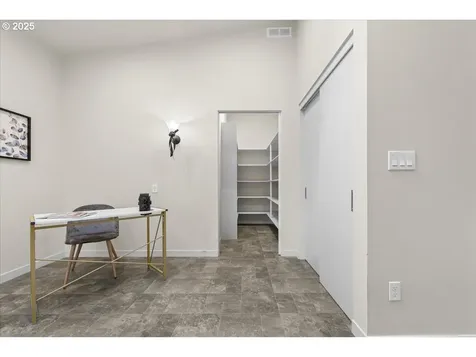 1017 NE 152nd Avenue Portland OR 97230