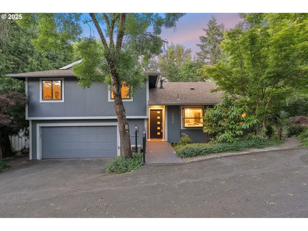 9809 SW Quail Post Road Portland OR 97219