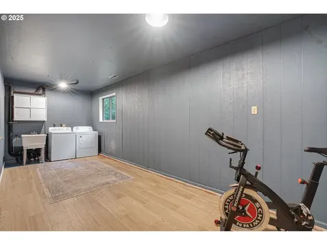 9809 SW Quail Post Road Portland OR 97219