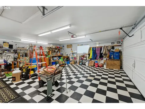 805 Lisa Place Coos Bay OR 97420