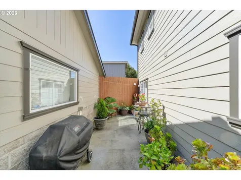 805 Lisa Place Coos Bay OR 97420