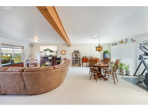 805 Lisa Place Coos Bay OR 97420