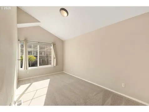 20263 Hoodview Avenue West Linn OR 97068