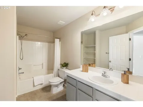 20263 Hoodview Avenue West Linn OR 97068