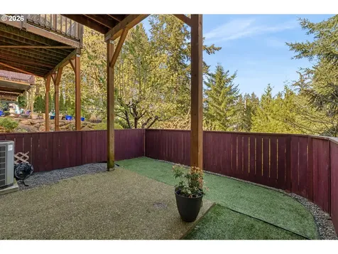 20263 Hoodview Avenue West Linn OR 97068