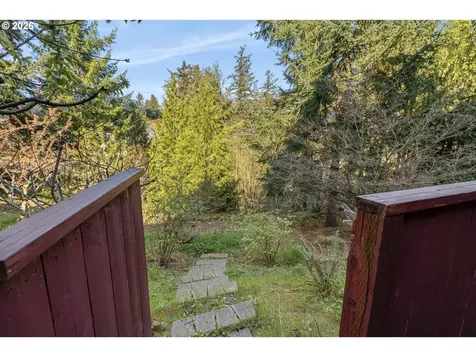20263 Hoodview Avenue West Linn OR 97068