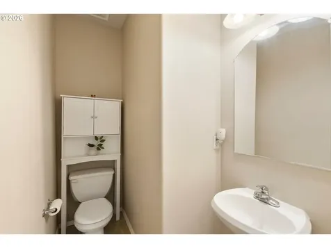 20263 Hoodview Avenue West Linn OR 97068