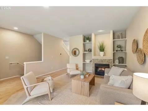 20263 Hoodview Avenue West Linn OR 97068