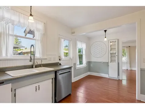 3233 Odell Highway Hood River OR 97031