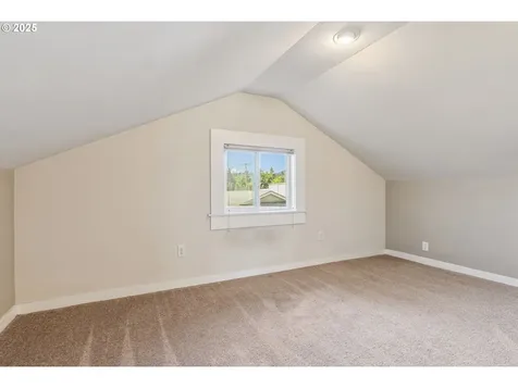 3233 Odell Highway Hood River OR 97031