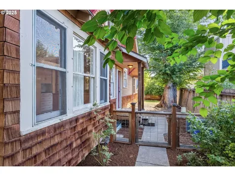 3233 Odell Highway Hood River OR 97031