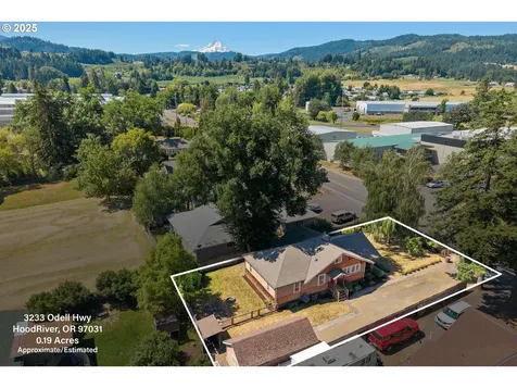 3233 Odell Highway Hood River OR 97031