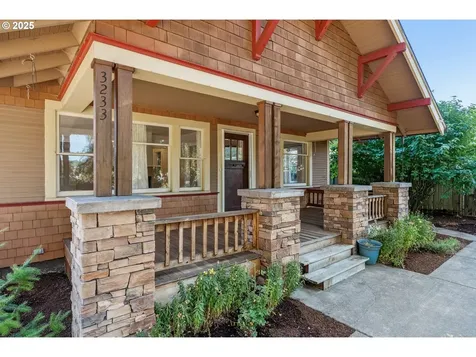 3233 Odell Highway Hood River OR 97031