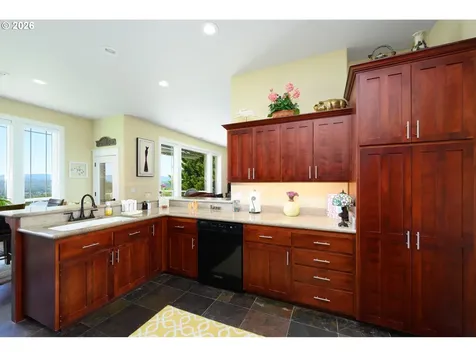 920 NE Granite Ridge Street Roseburg OR 97470