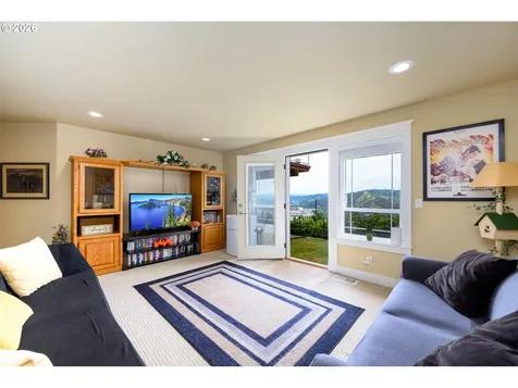 920 NE Granite Ridge Street Roseburg OR 97470