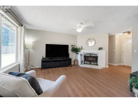 1307 SE 156th Court Vancouver WA 98683