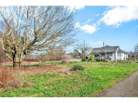 1125 E Beacon Drive Eugene OR 97404