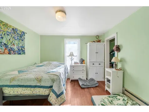 1125 E Beacon Drive Eugene OR 97404