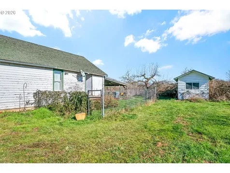 1125 E Beacon Drive Eugene OR 97404