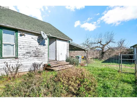 1125 E Beacon Drive Eugene OR 97404