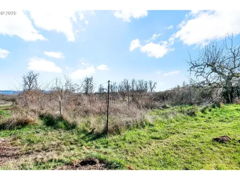 1125 E Beacon Drive Eugene OR 97404