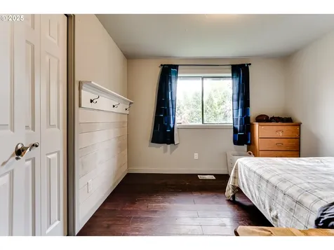 460 Meadow Lane Creswell OR 97426