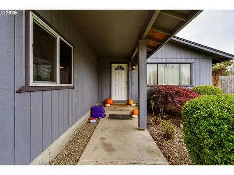 460 Meadow Lane Creswell OR 97426