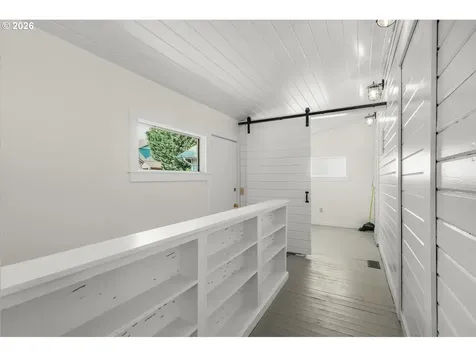 6911 SE Cora Street Portland OR 97206