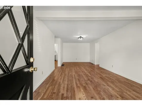 6911 SE Cora Street Portland OR 97206