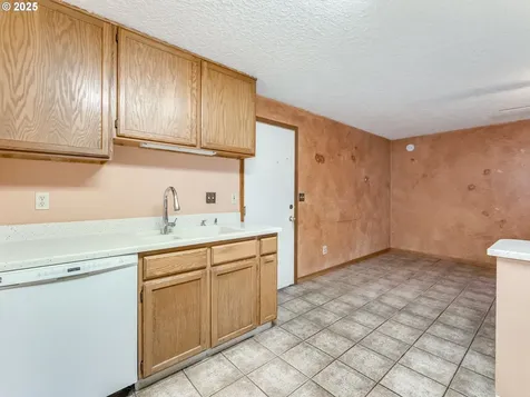 4928 NE 145th Avenue Vancouver WA 98682