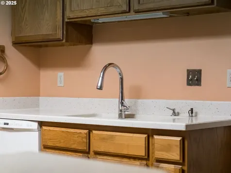 4928 NE 145th Avenue Vancouver WA 98682