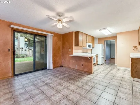 4928 NE 145th Avenue Vancouver WA 98682