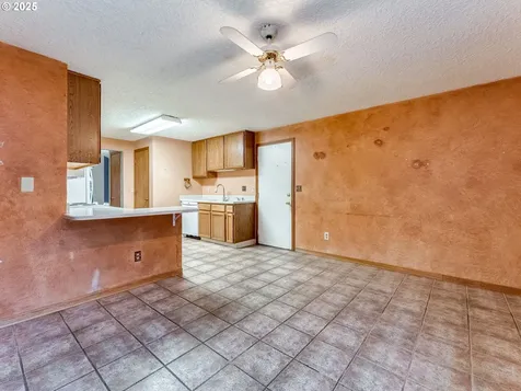 4928 NE 145th Avenue Vancouver WA 98682