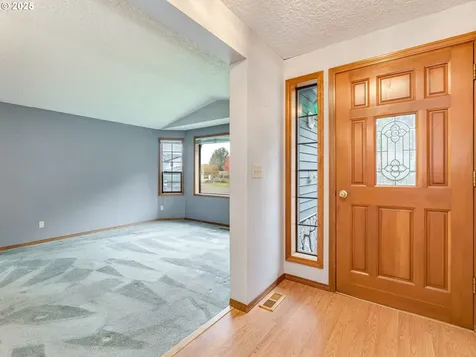 4928 NE 145th Avenue Vancouver WA 98682