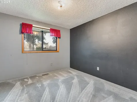 4928 NE 145th Avenue Vancouver WA 98682