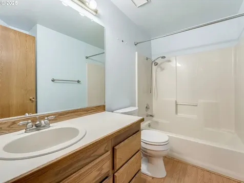 4928 NE 145th Avenue Vancouver WA 98682